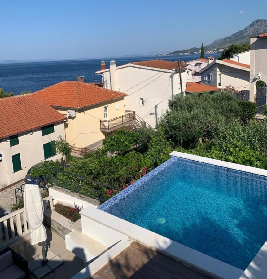 Apartments With Pool Vrdoljak Omiš Exterior foto