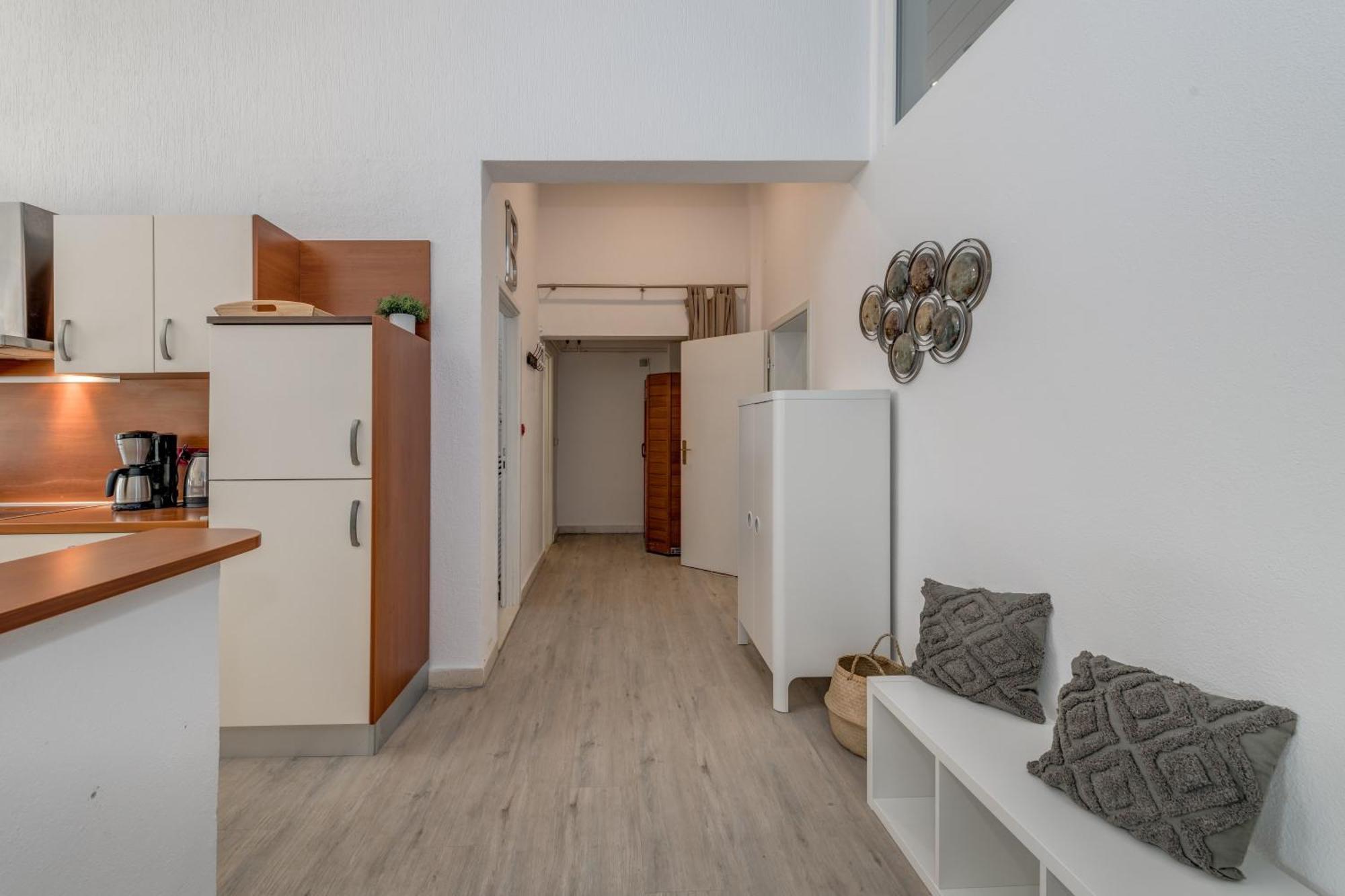 Apartments With Pool Vrdoljak Omiš Zimmer foto